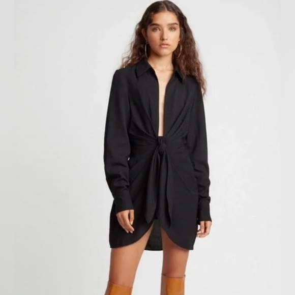 Choosy Dresses & Skirts - Choosy Spring St Black Deep V Cinched Waist Dress Womens, Size 4